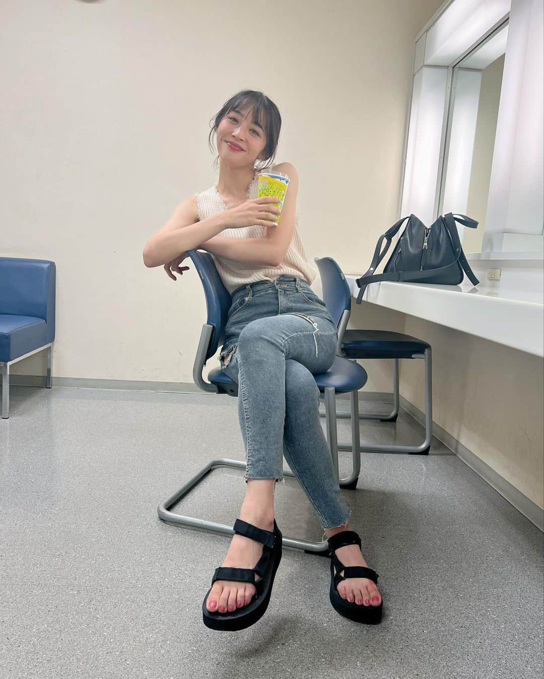 神部美咲のインスタグラム：「今日のお仕事は撮れ高ばっちり💓  お楽しみに♪♪  #夏どう過ごす気 ？ #まだ6月ですよ」