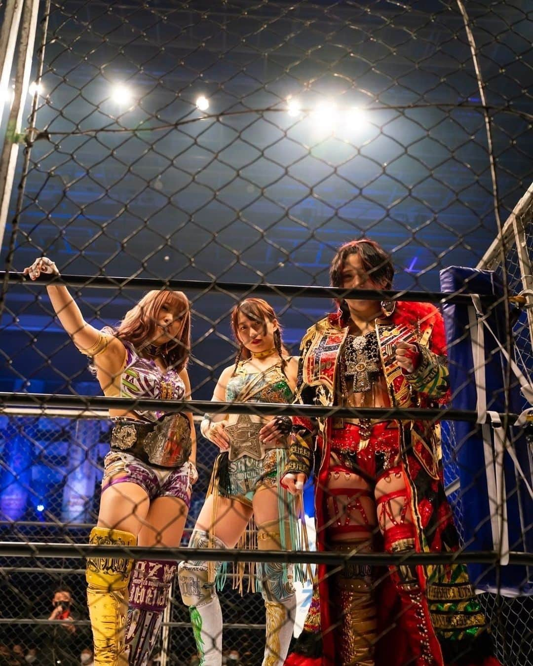 あずみさんのインスタグラム写真 - (あずみInstagram)「⛓⛓⛓⛓  ・   #STARDOM  #スターダム   #金網デスマッチ」6月29日 14時36分 - stardom_azm