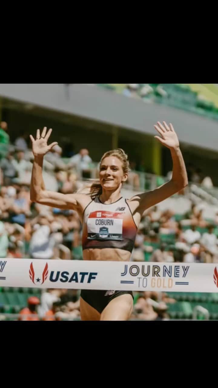 エマ・コバーンのインスタグラム：「Weekend recap ;) proud to be heading to the world championships alongside @courtsasport20 & @courtneyfrerichs (maybe I should change my name to Courtney to just make it easier on everyone 🤪). Thankful for my teammates, family, & friends for making this meet a special one. Shout out to @corymcgeeruns who will be on the world team in the 1500m 🥳🥳 (and we’ll be joined by our other Team Boss gals @emmajanelbates & @domscottrunsa at worlds!)!! Not pictured: some of my friends and teammates who were there racing and cheering…and also not pictured are the 8 packets of Nuun Instant that I drank in the 40 hours between my prelim and my final. Your girl was hydrated out there, feeling, dare I say, GOOD in the 90 degree heat. 🔥 thanks @nuunhydration 👏👏 📸: @cortneywhite_ & @justinbritton & my phone」