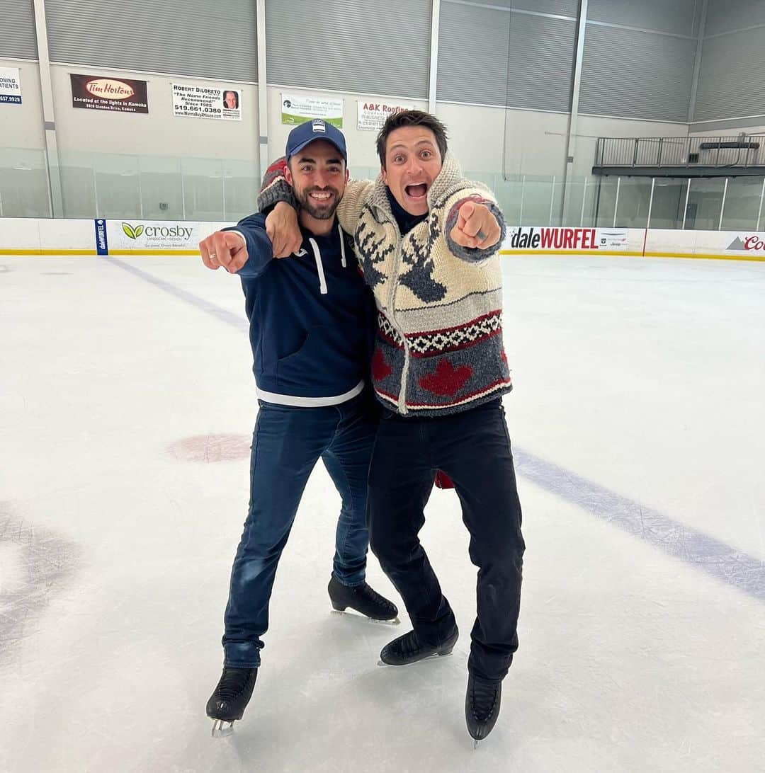 スコット・モイアさんのインスタグラム写真 - (スコット・モイアInstagram)「Look who has joined the @iceacademyofmontreal coaching team! We are so excited that @adriandiazbronchud has joined us at I.AM Ontario as a full-time coach. Welcome to the family, Adrian… LET’S GO! #iceacademyofmontreal #IAMLC #yeehaw #bluejeanteam」6月30日 7時32分 - scottmoir14