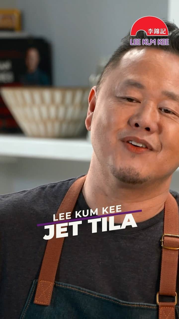 Lee Kum Kee USA（李錦記）のインスタグラム：「Looking for a nutritious meal to start your day on the right foot? Look no further! Check out Chef @jettila as he prepares this vegetarian-friendly Chiu Chow Style Avocado Toast. Use Lee Kum Kee Chiu Chow Style Chili Oil for that pop of heat!」