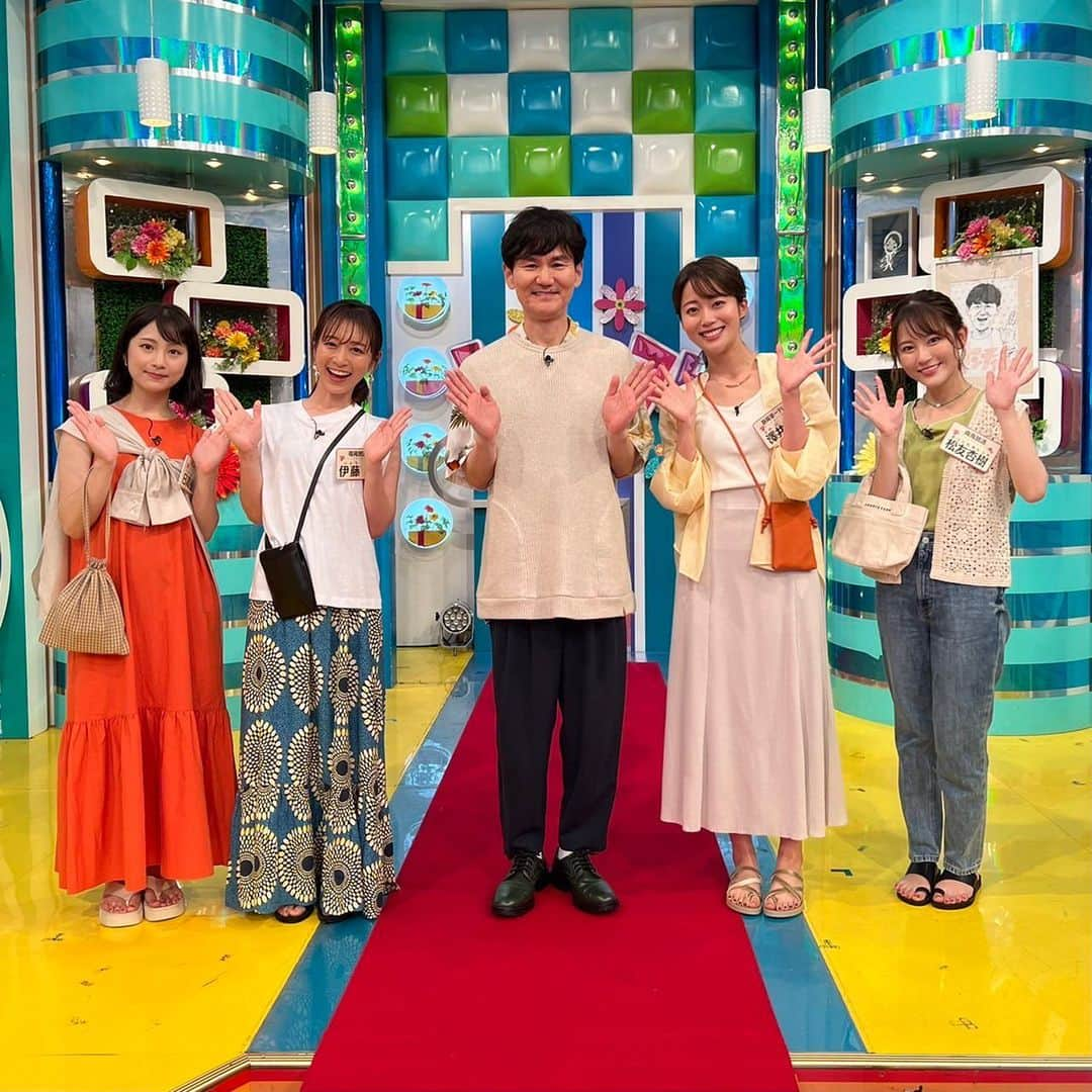 日本テレビ「ヒルナンデス！」さんのインスタグラム写真 - (日本テレビ「ヒルナンデス！」Instagram)「やはり福岡強かったですー👏 ファッション対決は以前も1位を取ったことがある 福岡放送・伊藤舞アナウンサーでした👗✨ さすがはファッションセンス溢れるアナウンサーが集結する局・福岡放送🔥 ⁡ 決勝ラウンドで私も一緒に戦うことになるのでドキドキです！！ ⁡ お写真は左から順番に テレビ新潟　日高優希アナ 福岡放送　伊藤舞アナ 南原清隆さん(言わなくてもわかりますね😆笑) 静岡第一テレビ　澤井志帆アナ 南海放送　松友杏樹アナ ⁡ ⁡ 明日のヒルナンデスは パパが大変身！美ダンディーのコーナーで 旦那さんが向井理さん風の変身を目指します！ ロケにご一緒したのですが、素敵なサプライズもあって 温かい気持ちになりました💓是非👀 ⁡ #ヒルナンデス #滝菜月 #篠原光 ⁡ (C)日本テレビ ⁡ ⁡ ⁡」7月14日 17時34分 - hirunandesu_ntv_official