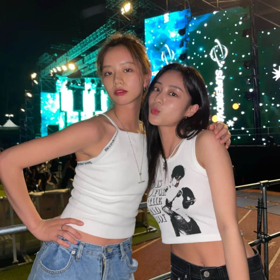 ヘリ のインスタグラム：「다 컸네 우리 민아」