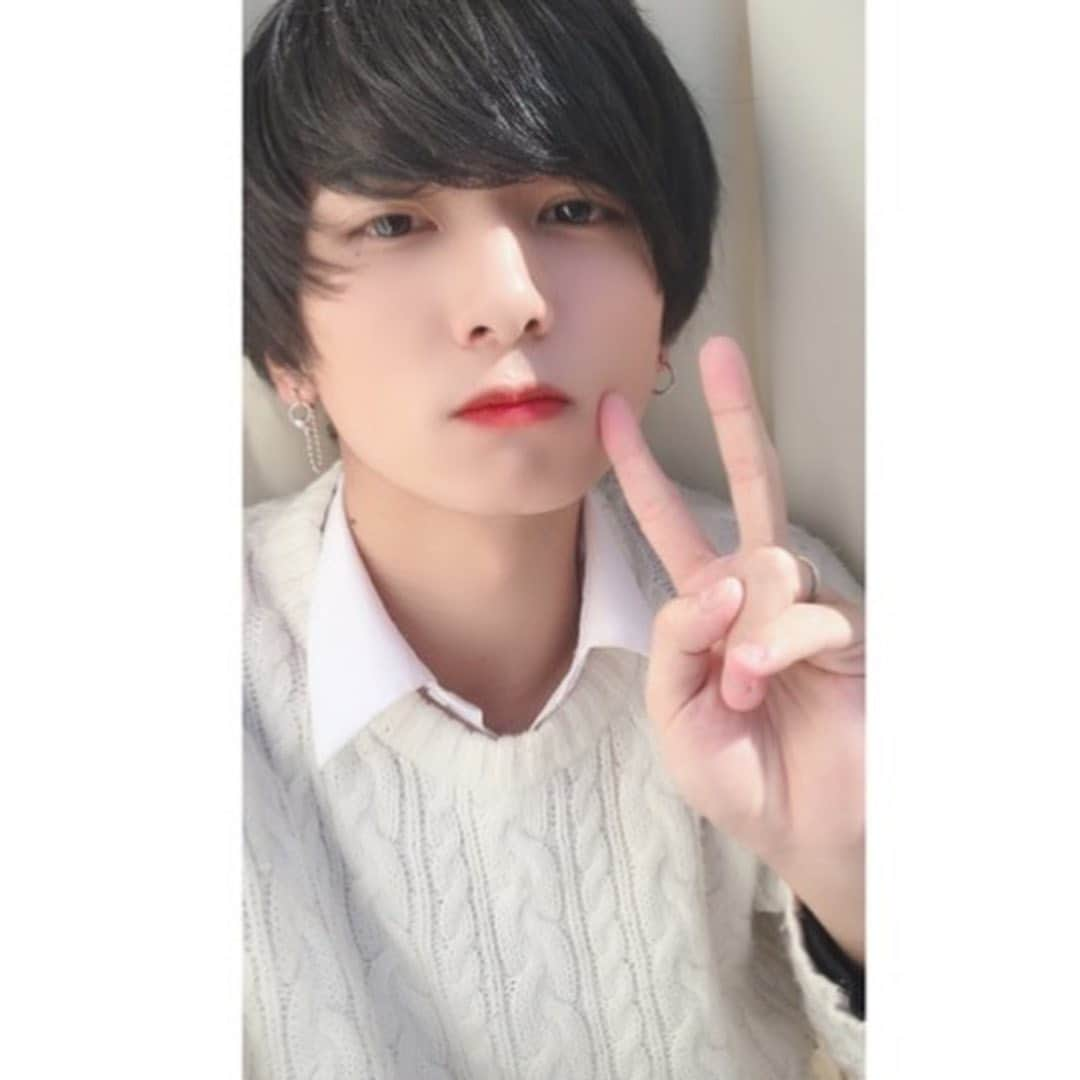 里吉峻のインスタグラム：「高2の時✌️ #3年前」