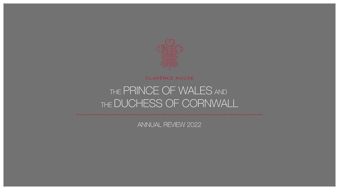 クラレンス邸のインスタグラム：「🤝 397 official engagements 🏙️ 84 towns & 42 UK counties  🌐 4 overseas tours  After a year where the pandemic changed how we lived and worked, 2021 saw a return to face-to-face engagements for TRHs.   From the Scillies to Skye, Cookstown to Cambridge, watch highlights from The Prince of Wales and The Duchess of Cornwall's 2021/22 year in review.」