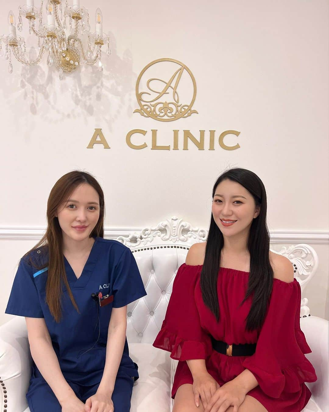 黒田智子さんのインスタグラム写真 - (黒田智子Instagram)「@a_clinic_ginza で 美人ドクターの  @aclinic_kiya  木家先生に  #Aスレッド をやって貰ったよ🫣❤️‍🔥 美人先生で少し緊張したけど先生もナースさんもみんな優しくてほっこり☺️ ・ もっと綺麗なEラインにしたいって相談したら完璧なEラインにしてくれました👏💓 ありがとうございます✨ ・ また綺麗な先生にアンチエイジングについて相談しに行きたいな🌟 ・ ・ ・  @a_clinic_ginza    @aclinic_shinjuku    @aclinic_yokohama    @a_clinic_nagoya    @aclinic_kiya    #aスレッド  #aclinic  #糸リフト  #aclinic銀座  #aclinic横浜  #aclinic新宿  #aclinic名古屋  #エークリニック  #Aクリニック  #美容  #美肌  #小顔  #リフトアップ  #美容外科  #美容皮膚科  #美容クリニック  #木家佑利子」6月30日 16時00分 - kuro.gm