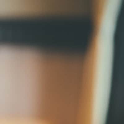 守屋麗奈のインスタグラム：「#櫻坂46　#守屋麗奈1st写真集 2022年8月23日に発売❤  ご予約はプロフィールのURLから•*¨*•.¸¸♪」