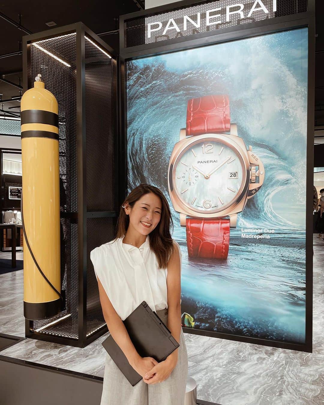 上野智子のインスタグラム：「先週ですが🥹 ELLE x PANERAI IGLIVE MCでした❤︎ アーカイブ @ellejapan にあるので見てみてね〜パネライも山田優さんもスーパー格好いいのでぜひ🥲❤︎  #panerai #outfit #foxey #styling」