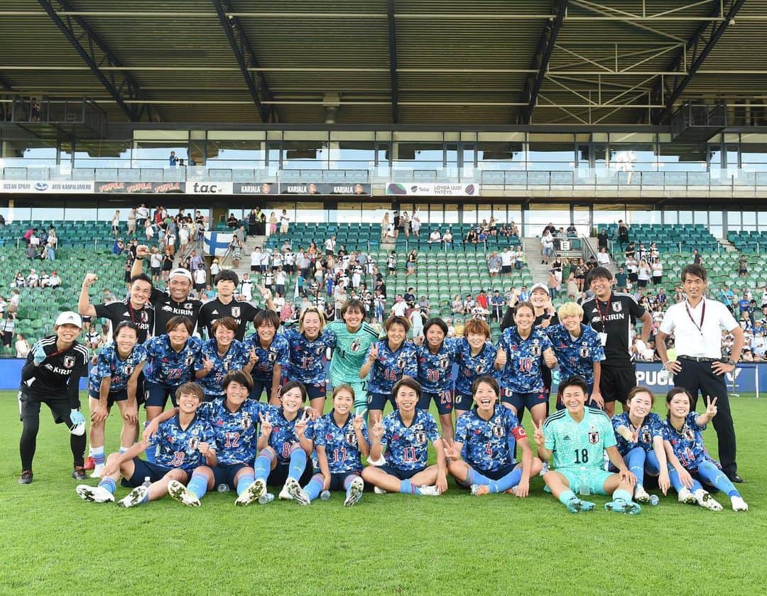 のインスタグラム：「🇷🇸🇫🇮  今シーズン最初の試合でした⚽️✨  応援ありがとうございました🇯🇵  もうすぐチームにも合流！  今シーズンも応援よろしくお願いします😌  #なでしこジャパン #nadeshiko」