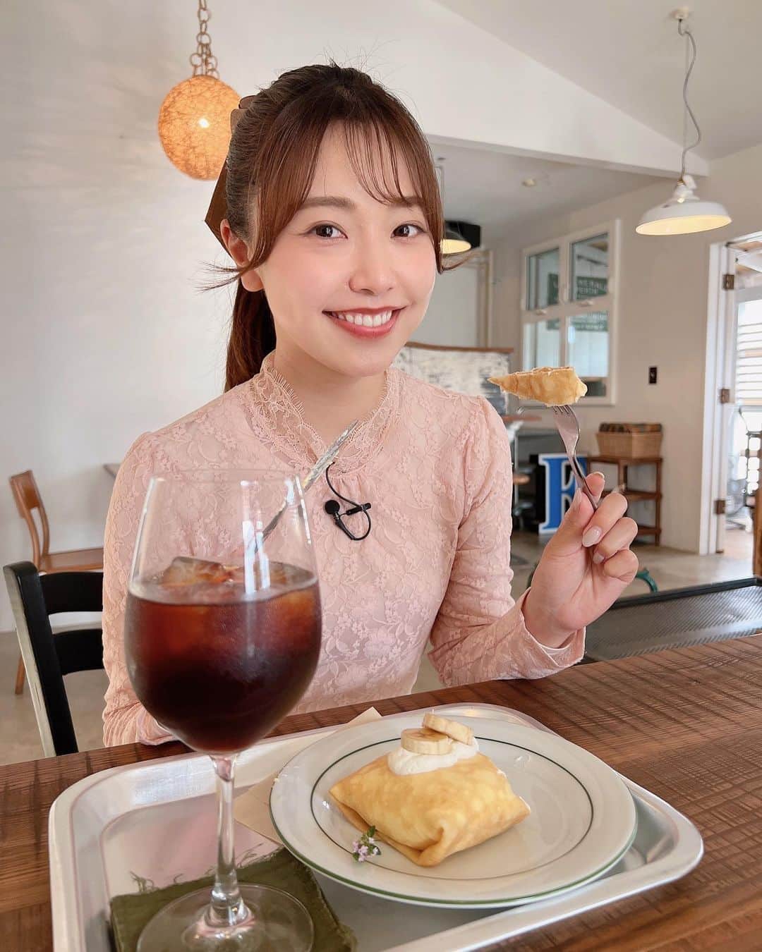 萩原菜乃花のインスタグラム：「おしゃれなカフェでクレープ💗  先日まで放送されていた、 佐野ケーブルテレビのハッピーでご紹介しました☺️🌸  クレープケーキおいしかった🥺🍰 季節のフルーツが入っているので いろんな味が楽しめますよん♡  #ロケ#佐野#佐野カフェ#佐野グルメ#栃木カフェ#栃木グルメ#クレープ#ケーキ#ゴルフ#ゴルフ女子」