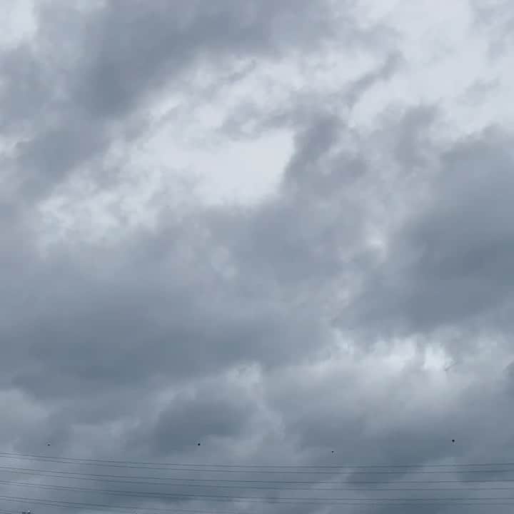 ウォン・ジナのインスタグラム：「☁️🌧⛈🌫」