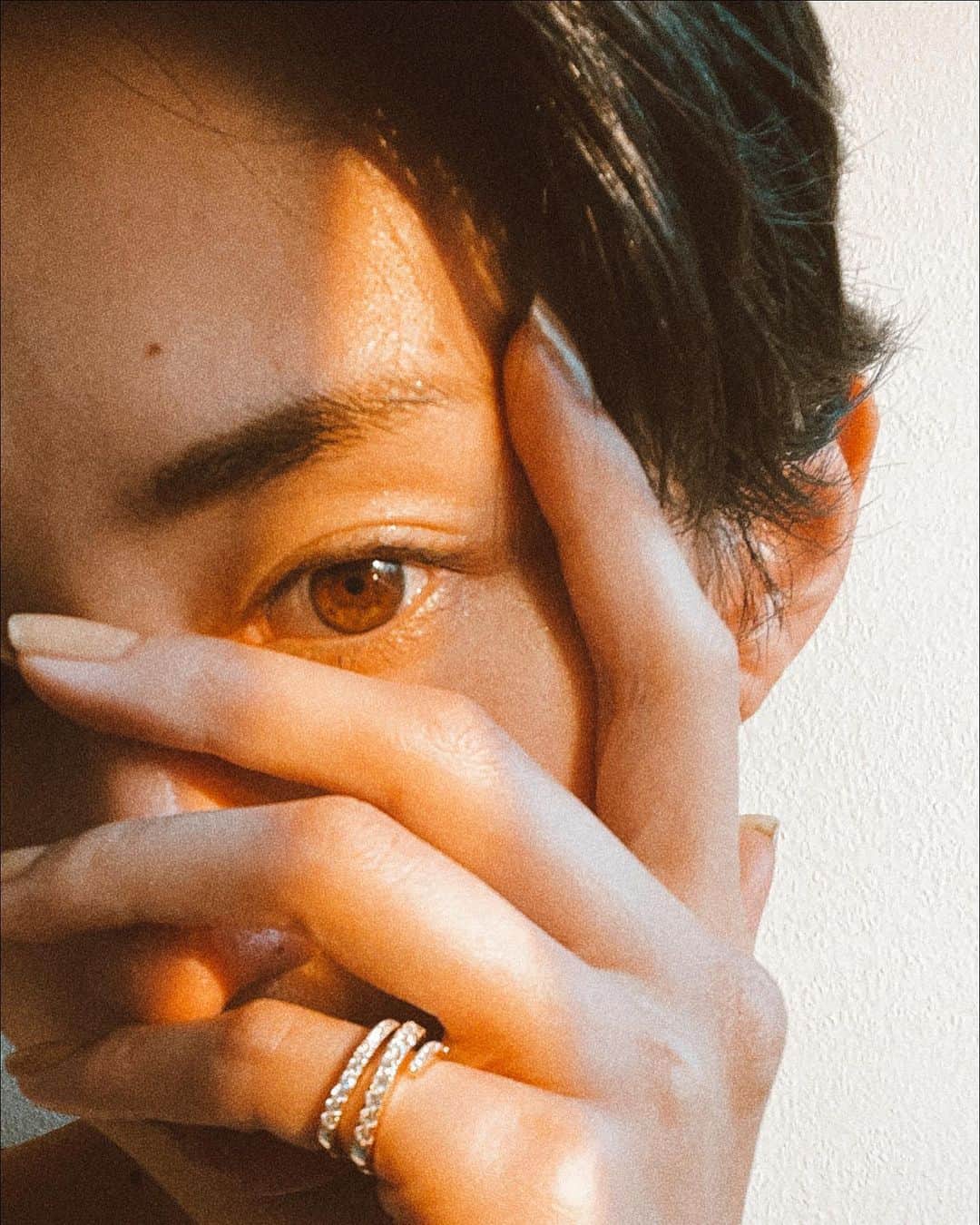 のインスタグラム：「ʞɔoןɔ’o ʇǝsunS  #pinksky #🍑」
