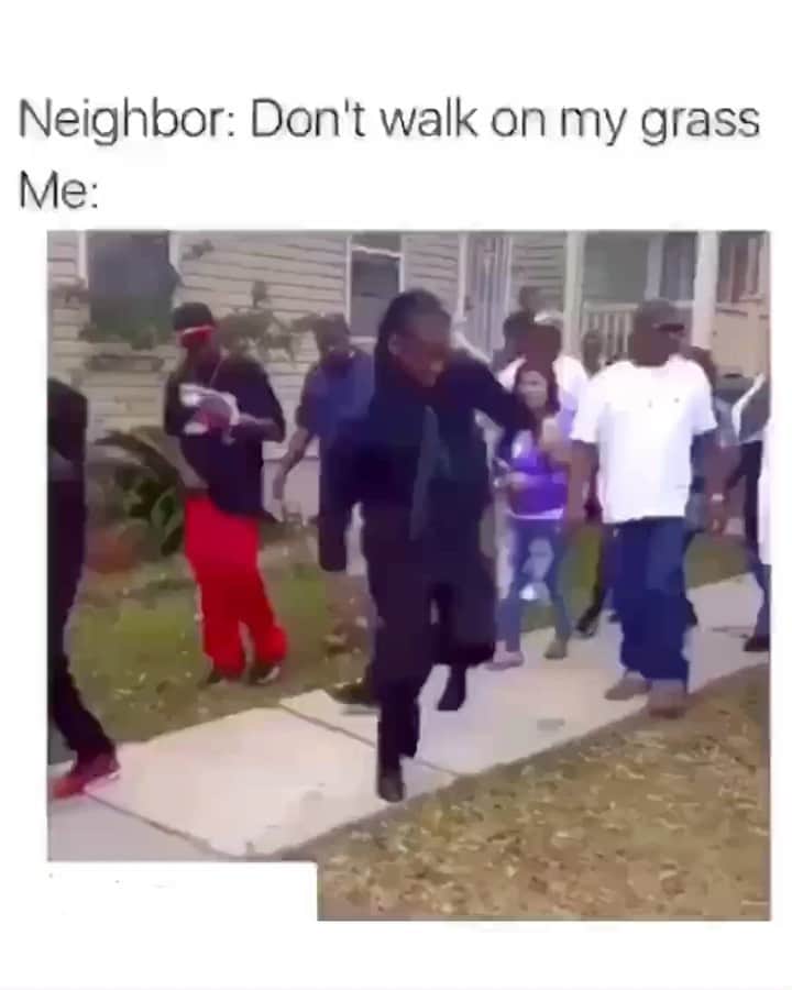 のインスタグラム：「This ME!!!! #BIGENERGY #FFFYoGrass  #AllUpONYoGrass 🤣🤣😅 #DancingOnYoGRASS」