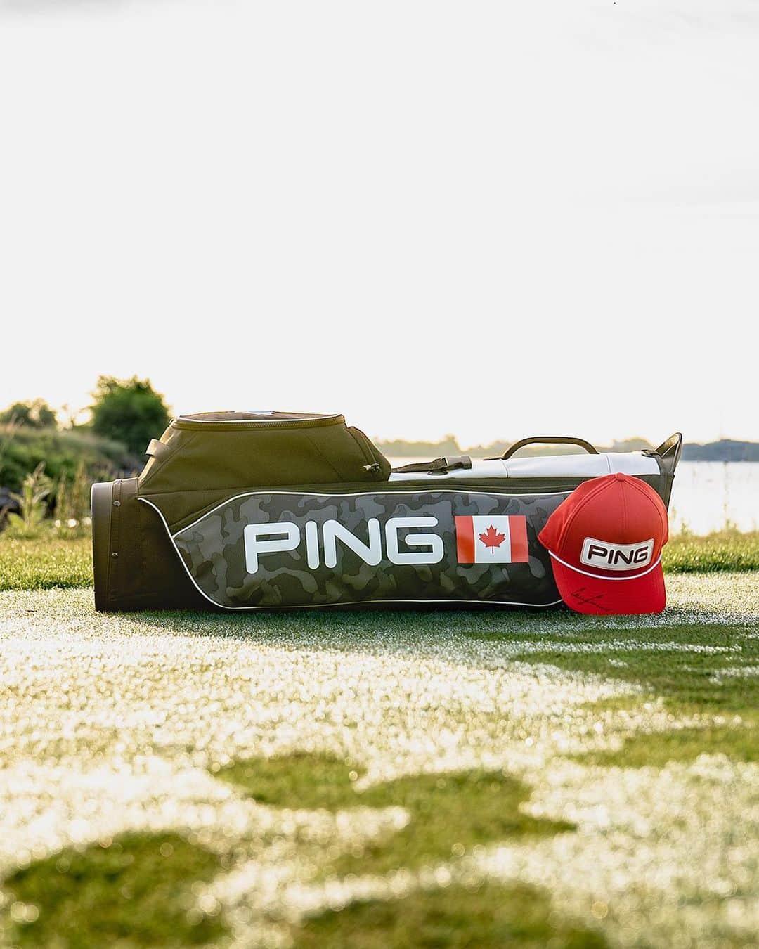 コリー・コナーズのインスタグラム：「Giveaway time! I’m giving away a signed @pingcanada “Canada” Snapback as well as one of their limited-edition “Canada” #HooferLite golf bags. For a chance to win, like this post, tag a friend and make sure to follow both myself and @pingcanada. I’ll announce a winner on July 4th.  🇨🇦  #PlayYourBest | #TeamPING」