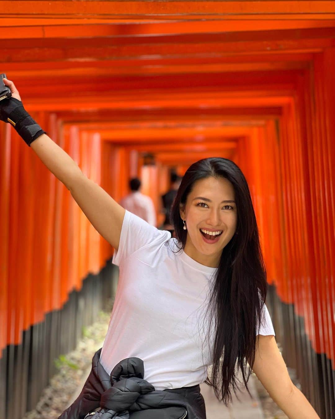 矢吹春奈のインスタグラム：「It was a fun trip in Kyoto.  May 2022. Photo by 🐝」