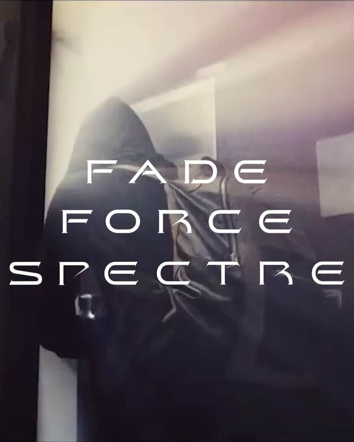 アラン・ウォーカーのインスタグラム：「Fade, Force and Spectre marks the beginning of our journey together. You’ve listened, shared, streamed and used these songs in a variety of beautiful ways for so many years. Now, for the first time, they have been officially re-released with the help and loving support of all of you Walkers around the world.   Let’s make history again and share the success together.」