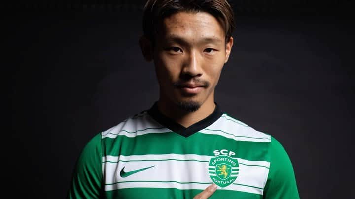 のインスタグラム：「O teu lugar é aqui! 🟢⚪  @mrt_510 é 𝙇𝙀𝘼̃𝙊! ✍️ #EuSouSporting」