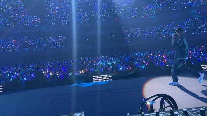 EZAKI YOSHIKIのインスタグラム：「テニソ二ありがとうございました🎾  武道館に友達と立てたのが嬉しかった  すごい景色見れた😭 絶対またいく」