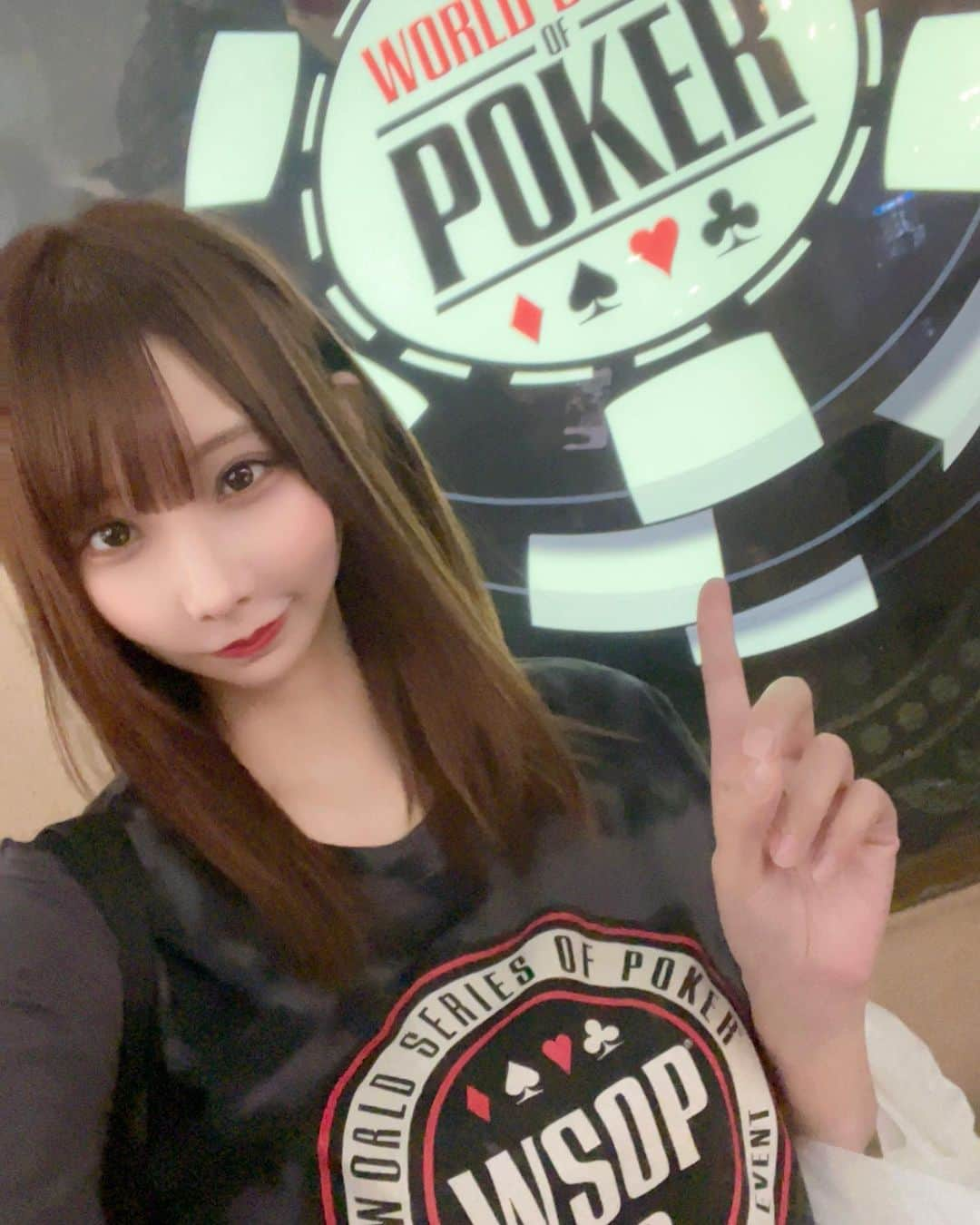 花咲来夢のインスタグラム：「WSOP人生なんです♥️ 毎日たのしすぎて夢みたい✨  今日はMINI Main Eventに出るよぃ！ 優勝できますように😸👏💖   #WSOP  #ﾎﾟｫｶｧ人生  #ポーカー女子」