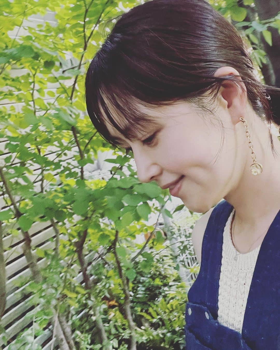 笛木優子のインスタグラム：「暑すぎる〜〜 みなさんはいかがお過ごし？🌽  今夜も9:54 TBS 和心百景　ナレーションあります😉」