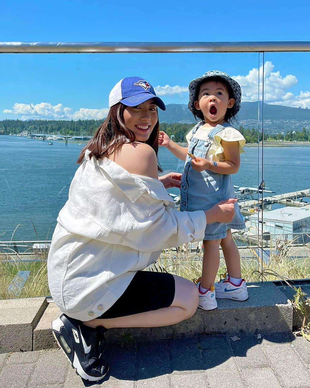 MayaTのインスタグラム：「Happy Canada Day🇨🇦❤️」