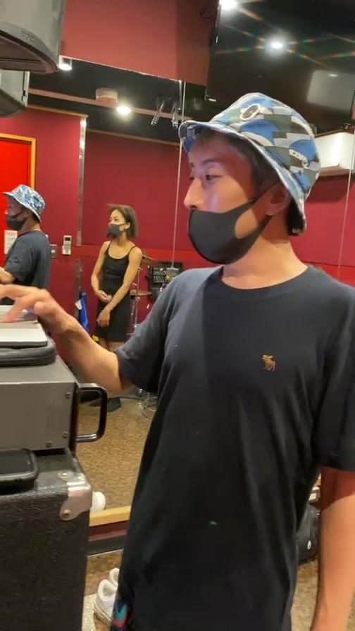avecooのインスタグラム：「シカゴの音収録の模様🔥 発表会の詳細、チケット購入はプロフィールから❤️」