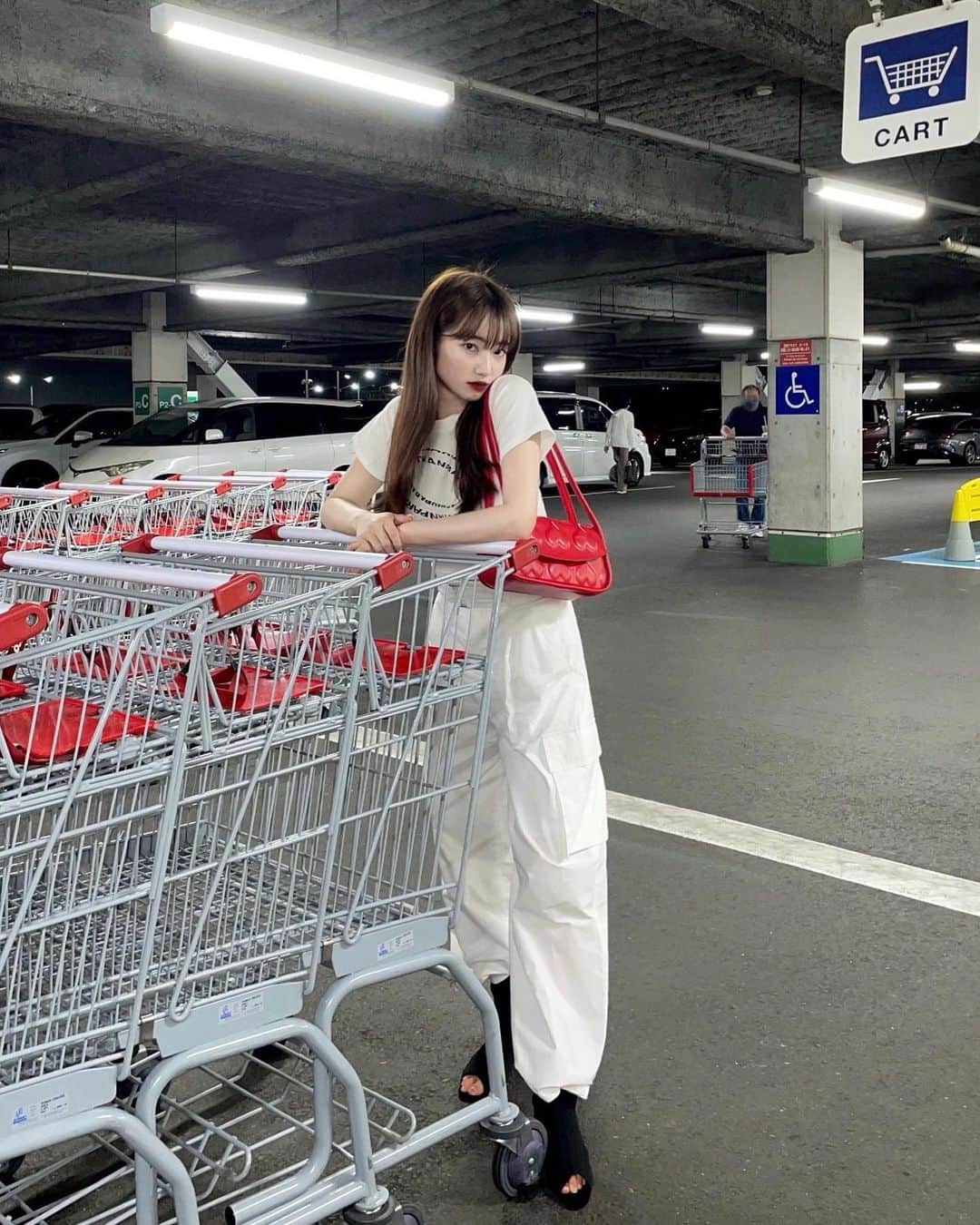 河﨑莉奈のインスタグラム：「ちょっと珍しい❔🍒🍓✌🏻」