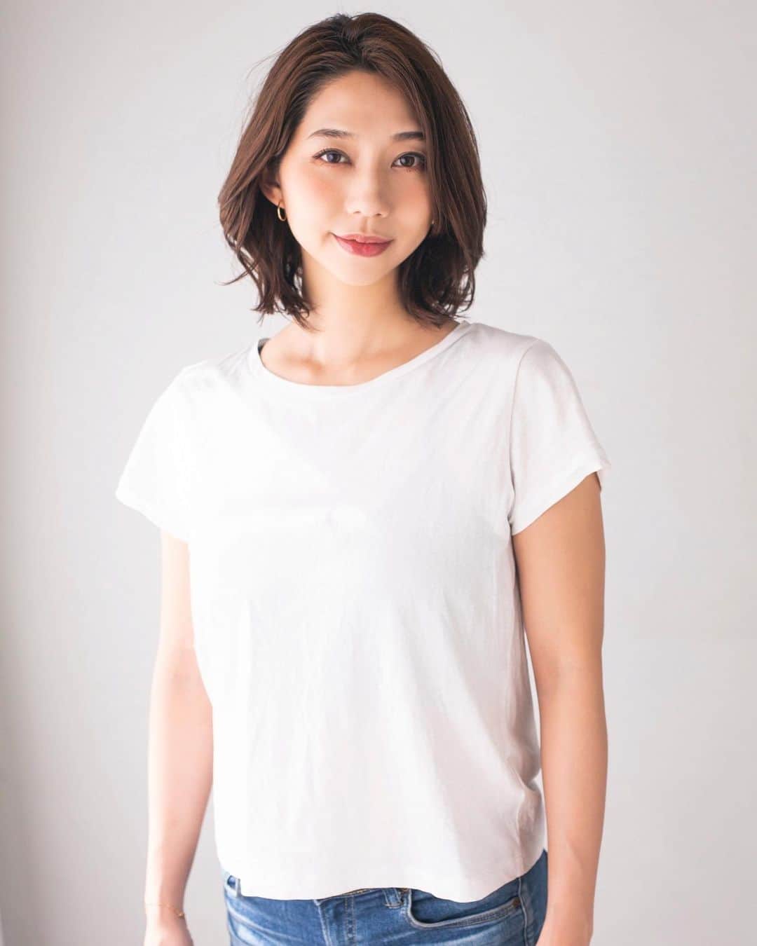 小泉麻耶のインスタグラム：「毎日楽しく幸せに過ごしています♫ いつも応援してもらってるおかげで、 本当にいい毎日過ごせてます＾＾ 34歳もよい年にします😺💞  いつも本当にありがとう💛💞✨ @toyoyoon 素敵な写真ありがとう💓 @_china.d_  綺麗なメイク最高です💓 また作品作ろうね❤️❤️  #birthday #thankful #happy #newyork #life」