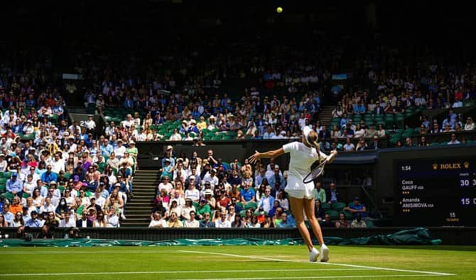 のインスタグラム：「Centre Court energy 😍 thank you 🤍」