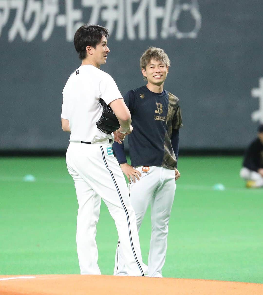 のインスタグラム：「⁣ 応援ありがとうございました🙇‍♂️⁣ 久しぶりに上沢さんと投げ合いました🙆‍♂️⁣ 次は勝ちます！！⁣ ⁣ ⁣ #山岡泰輔#オリックス#ありがとう」