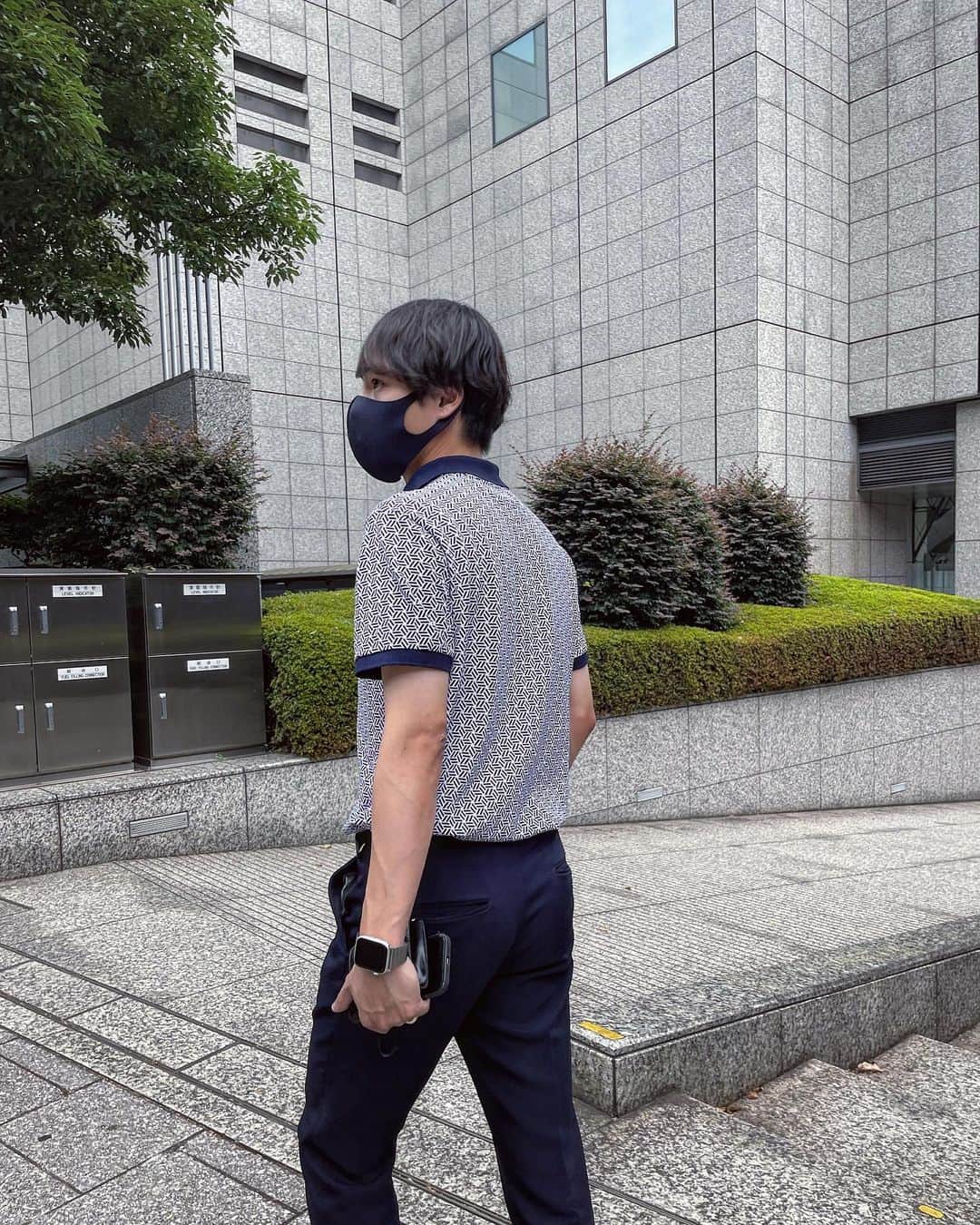 我妻佑磨のインスタグラム：「暑過ぎて死んでまう🍻🔥」
