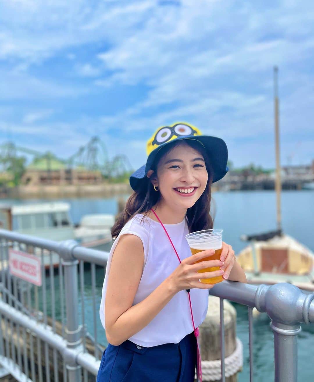 日比麻音子のインスタグラム：「最高な休日🍻  小学校からのベストフレンズと一緒に ようやく旅に出られたね、と 喜びを噛み締めた1日でした。  もう数日前の出来事ですが、 何度も写真を見返して思い出の余韻に浸る日々です📸  #熱中症対策は万全に ！ #holiday」