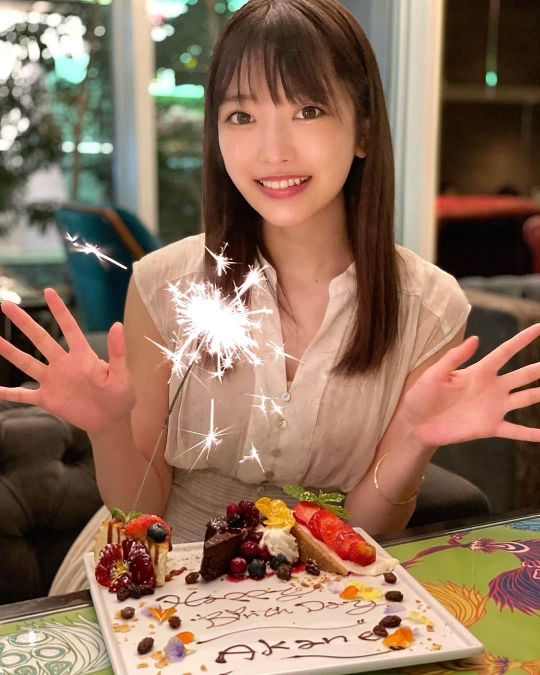 吉沢朱音のインスタグラム