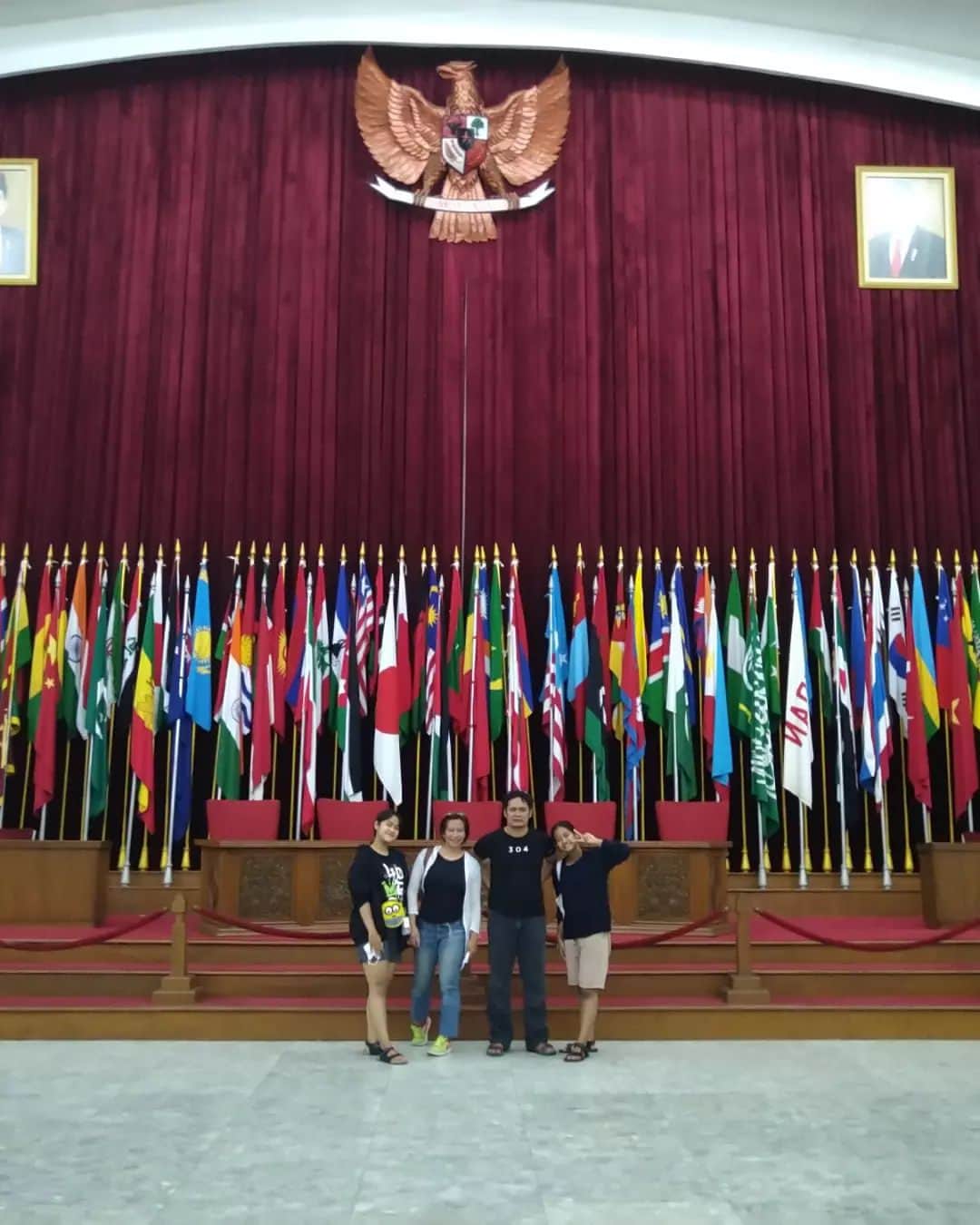 ソア さんのインスタグラム写真 - (ソア Instagram)「study tour, napak tilas, wisata sejarah, alias jalan jalan🙆🏻‍♀️👍🏻」7月3日 21時13分 - mutiararlene