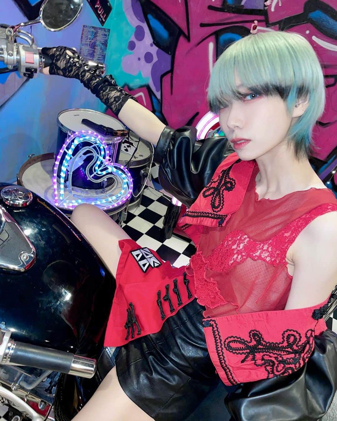 コショージメグミのインスタグラム：「🚨🚨🚨🚨🚨🚨」
