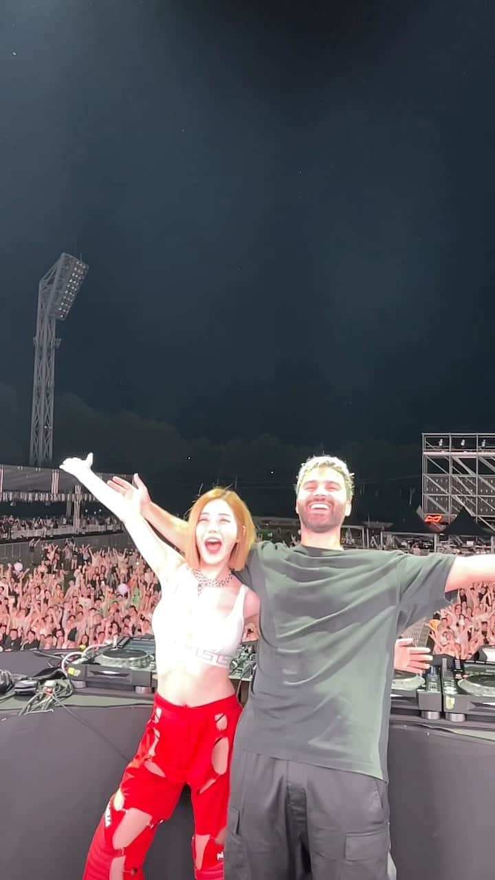 Dj Sodaのインスタグラム：「@r3hab Thanks for having mee❤️‍🔥❤️‍🔥always good to see youu 💃💃」