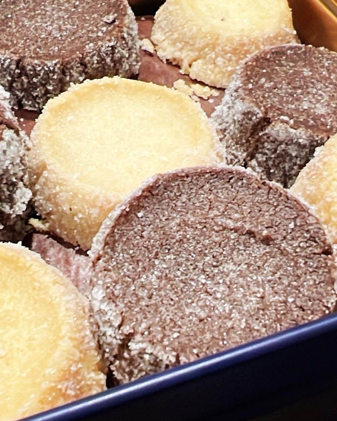 中村晃さんのインスタグラム写真 - (中村晃Instagram)「警固にあるケーキ屋さん。  クッキーがすぐ売り切れになるみたいです。  確かに美味しい。  #警固グルメ  #警固スイーツ #福岡グルメ  #スイーツ #ケーキ屋さん  #クッキー」7月4日 13時26分 - akira.nakamura7