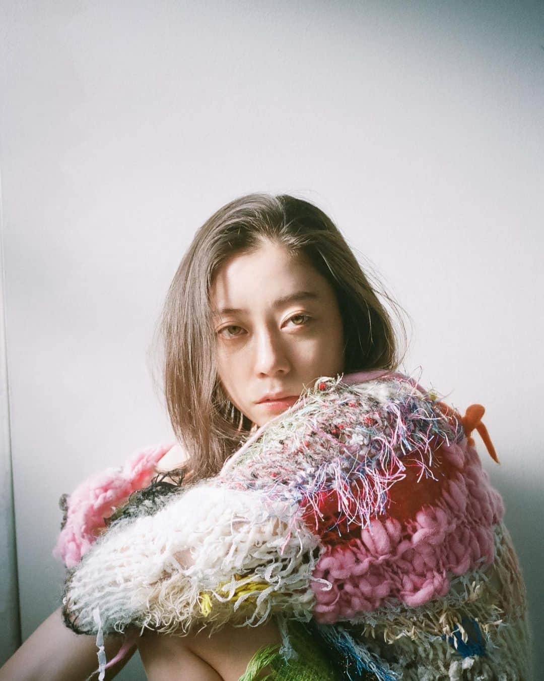 Sumireのインスタグラム：「⁡ 27歳になりました🌻 ⁡ みんなへの優しさ忘れずに、愛を持って生きていこうね〜 ⁡ 春に吉祥丸さんに撮ってもらったお気に入り写真達☺️」