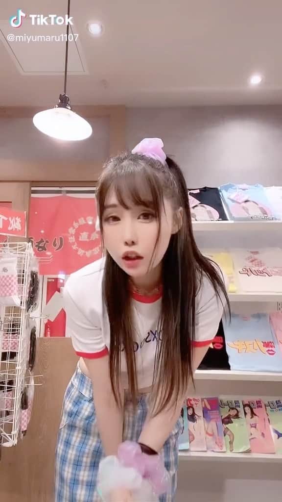 のインスタグラム：「#soxsocks   #ギャル超可愛い ～(๑ơ ₃ ơ)✨✨  #sexy #コスプレ #グラビア #サブカル #anime」