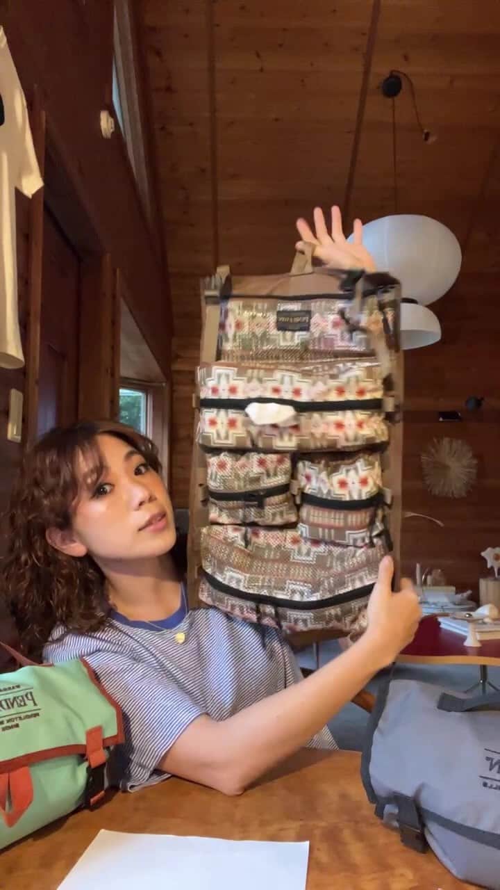 Y U R I Eのインスタグラム：「-ポーチの中身紹介- camper's  pouch 手前味噌なライブ🏕👝」