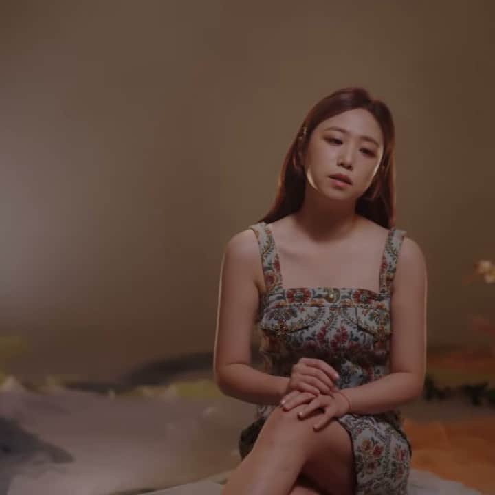 鄭茵聲のインスタグラム：「A-Lin的#摯友 送給愛我的大家❤️」