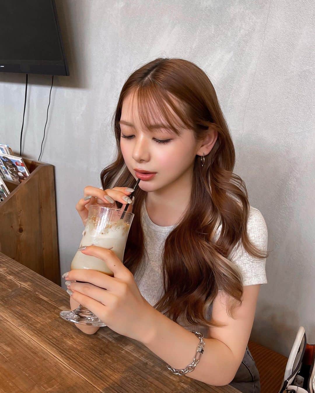 のインスタグラム：「.  𖠚ᐝ」