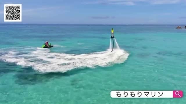 MEGUMIのインスタグラム：「大好きな夏が来ました🌞 海でたくさん遊びたいなぁ🌴  沖縄のうるま市海中道路のマリンショップ 【もりもりまりん】では @morimorimarine   ウエイクボード🏂やフライボード🚀とかバナナボート🍌マーメイドフォト🧜‍♀️とか色んなアクテビティが出来るよ🌴🌞 綺麗な海でマリンスポーツ出来るから 沖縄に遊びに行く時にはチェックしてみてね〜🌴⭐️  #もりもりまりん＃沖縄 #うるま市 #マリンスポーツ #マリンスポーツ女子 #フライボード #okinawatrip #wakeboarding #flyboarding #marinsports」