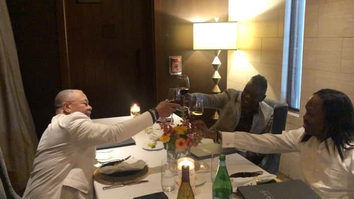 アース・ウィンド・アンド・ファイアーのインスタグラム：「🥂Raise your glasses for our Birthday legend 🎉 Happy Birthday Ralph Johnson @ralph_johnson.ewf」