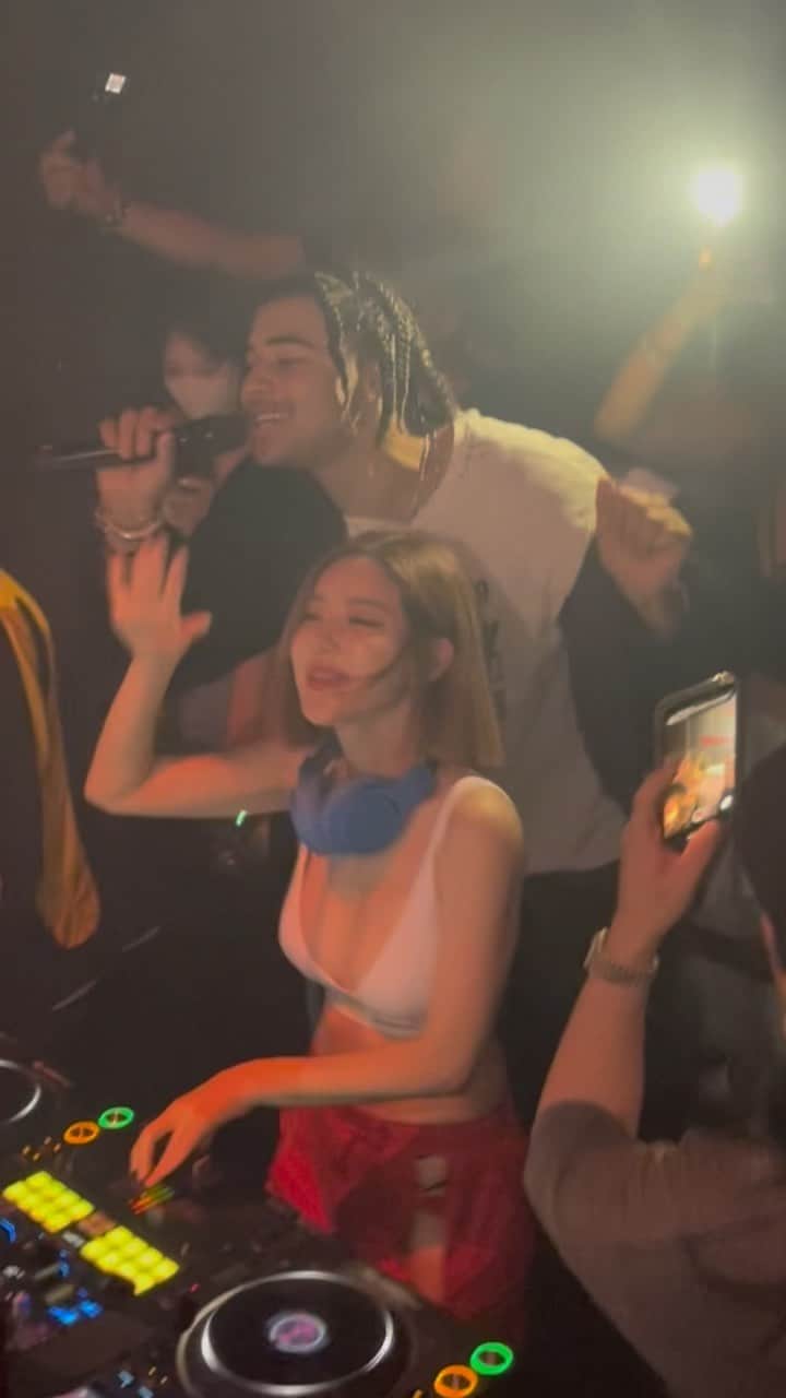 Dj Sodaのインスタグラム：「다들 이 노래 알지?🥰🥰#24kgoldn  We will always be in good "MOOD" when @24kgoldn is with us ❤️‍🔥❤️‍🔥✨✨」