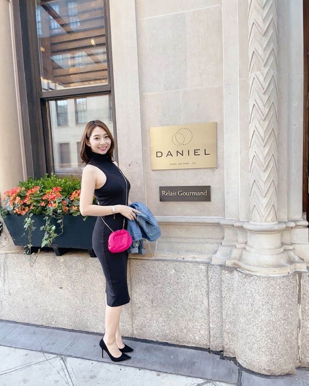 小泉麻耶のインスタグラム：「Birthday dinner at @restaurantdaniel 😋🍽 たまにはこういうpostしてみた💕 it’s really fast passing time in New York Life. I’m so excited what’s going to happen next 🤍  楽しみっ😆💕💕  #bestbirthdayever #ありがとう #❤️」