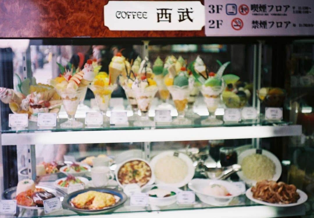 百瀬怜さんのインスタグラム写真 - (百瀬怜Instagram)「#konicac35ef #ピッカリコニカ　#fujifilmpremium400」7月5日 17時01分 - momoserei_1113