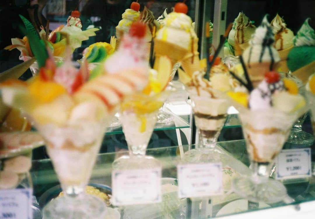 百瀬怜さんのインスタグラム写真 - (百瀬怜Instagram)「#konicac35ef #ピッカリコニカ　#fujifilmpremium400」7月5日 17時01分 - momoserei_1113