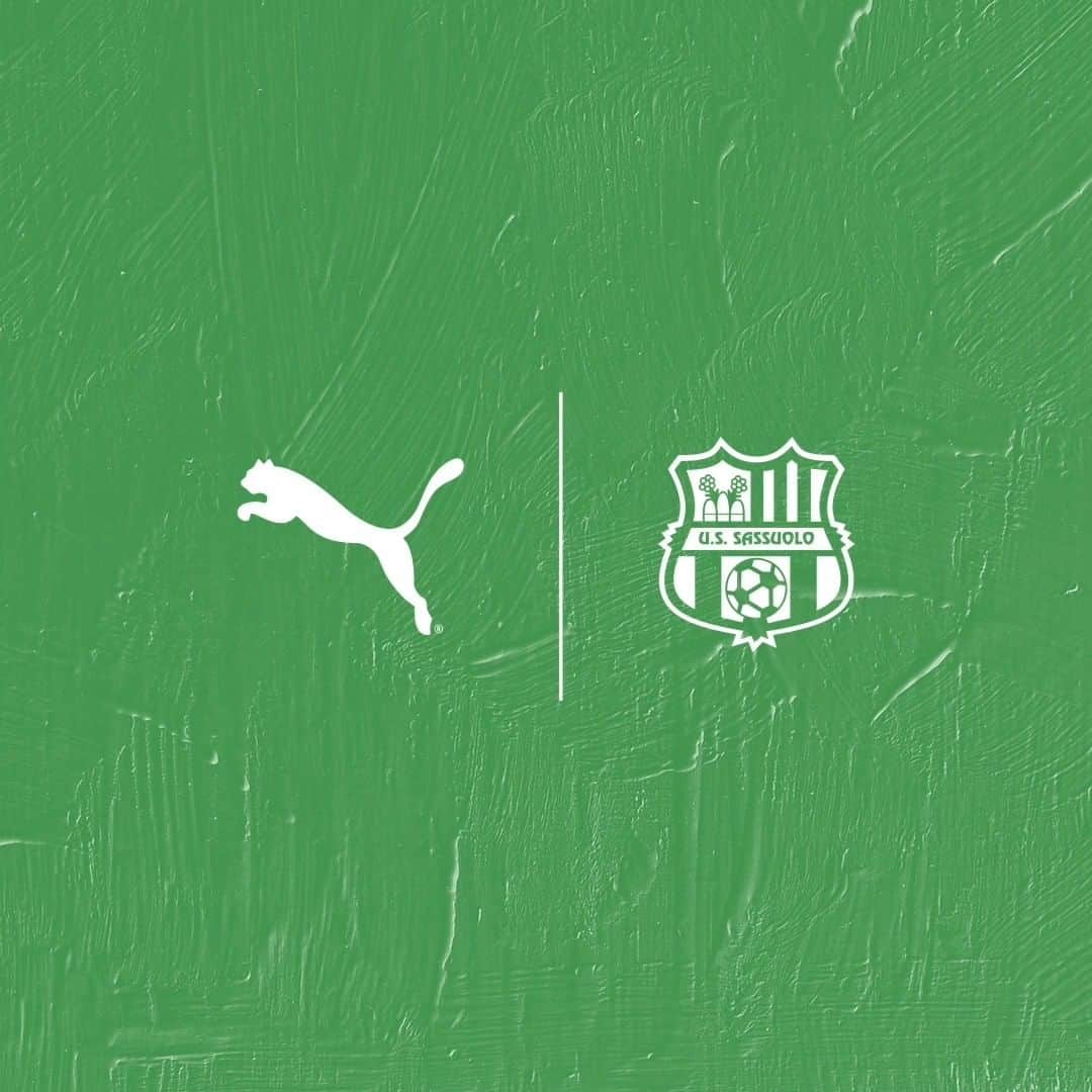 のインスタグラム：「It’s a matter of Style.  Coming soon @pumafootball  x @sassuolocalcio ⏳  #ForzaSasol 🖤💚」
