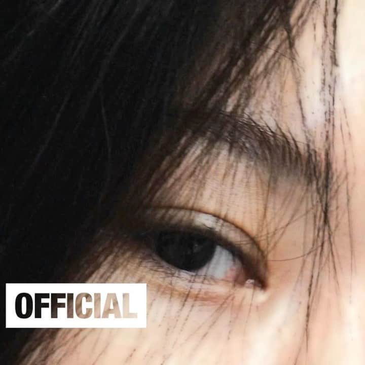 チョンハのインスタグラム：「CHUNG HA 청하 The 2nd Studio Album 'Bare&Rare Pt.1' Highlight Medley  2022.07.11. 6:00PM (KST)  2022.07.11. 5:00AM (EST)  #청하 #CHUNGHA #Bare #Sparkling #2nd #Album #Part1」